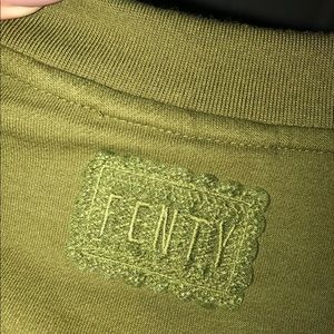 Puma Tops - Fenty Puma Cropped Hoodie Nwt Army Green Puma Tops - Fenty Puma Cropped Hoodie Nwt Army Green